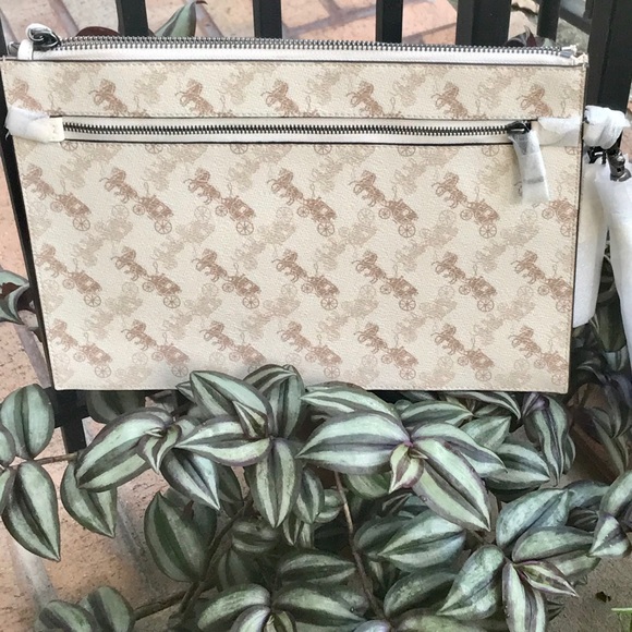 Coach Other - COACH STRUCTURED POUCH-HORSE & CARRIAGE PRINT
